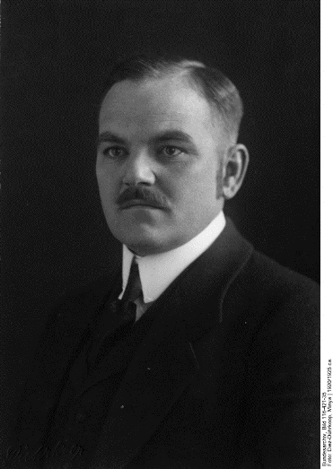 Ernst Knoll (Bild: Bundesarchiv, Bild 116-421-35)